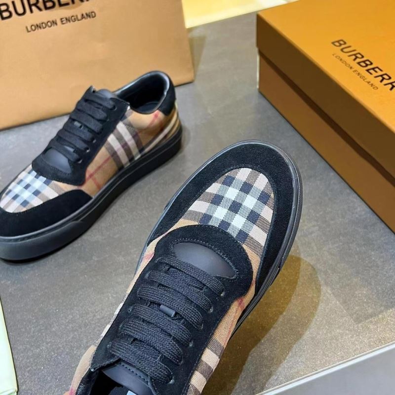 Burberry Low Shoes